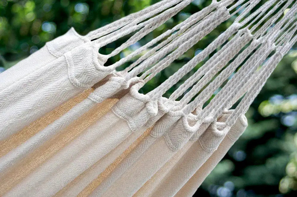 Fauteuil suspendu sur pied | Valparaiso
